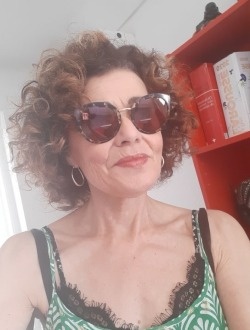 Profil de Zinnia, une femme célibataire de 72 ans à Vienne