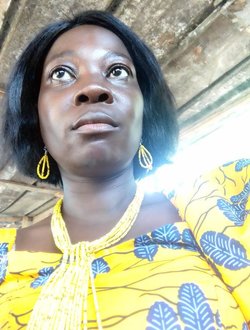 Profil de Rosilya, une femme célibataire de 44 ans à Petit Abidjan-Youkou