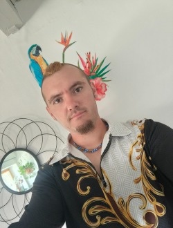profile picture 0