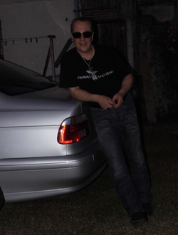 profile picture 0