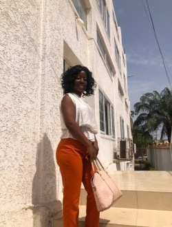 Profil de Gisèle, une femme célibataire de 24 ans à Lomé