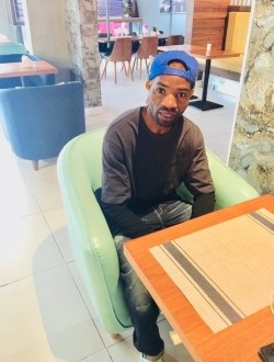 profile picture 0