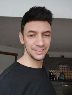 profile picture 0