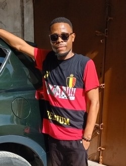 profile picture 0