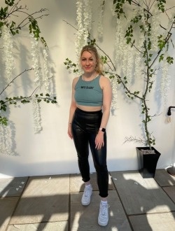 profile picture 0