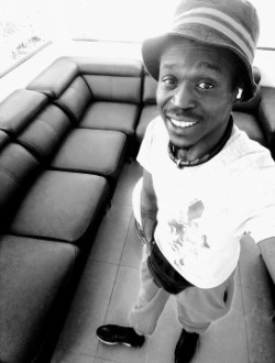 profile picture 0