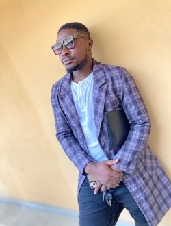profile picture 0