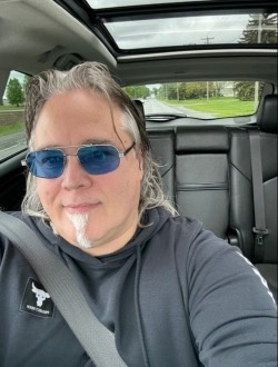 profile picture 0