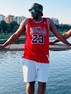 profile picture 0