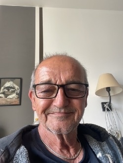 profile picture 0