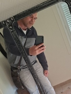 profile picture 0