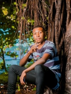 profile picture 0