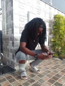profile picture 0