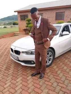 profile picture 0