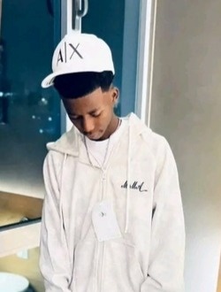 profile picture 0