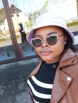 profile picture 0