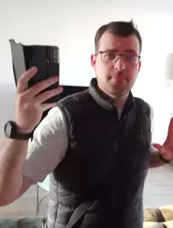 profile picture 0