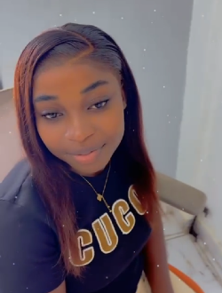 Profil de Aïcha, une femme célibataire de 23 ans à Douala