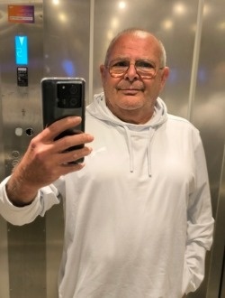 profile picture 0