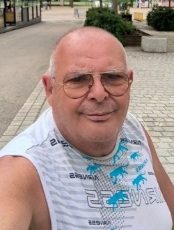 profile picture 0