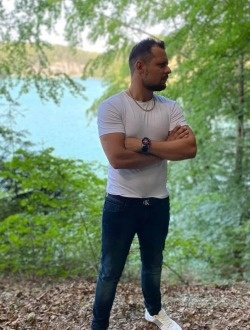 profile picture 0
