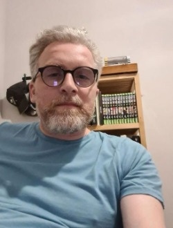 profile picture 0