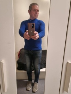 profile picture 0