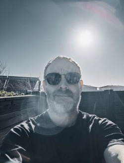 profile picture 0