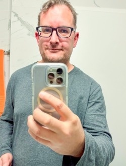 profile picture 0