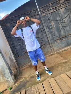 profile picture 0