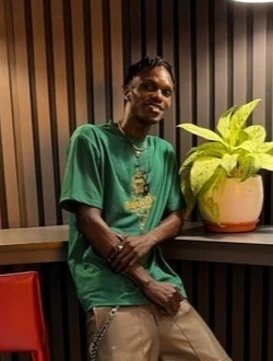 profile picture 0