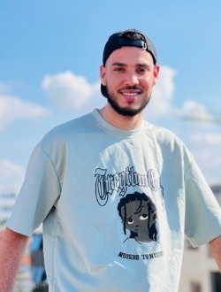 profile picture 0