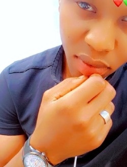 profile picture 0