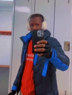 profile picture 0