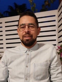 profile picture 0