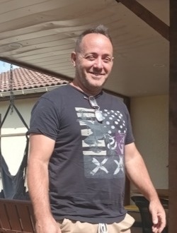 profile picture 0