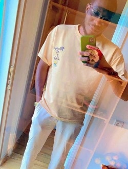 profile picture 0