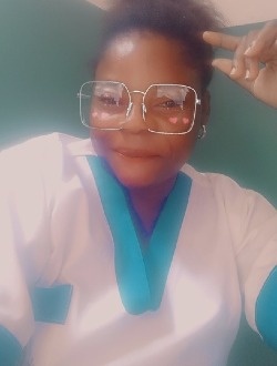 Profil de Pétronille, une femme célibataire de 41 ans à Kribi