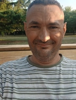 profile picture 0