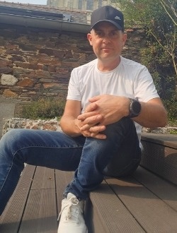 profile picture 0