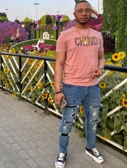 profile picture 0