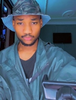 profile picture 0