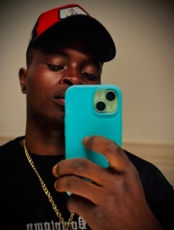 profile picture 0