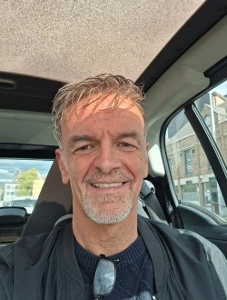 profile picture 0