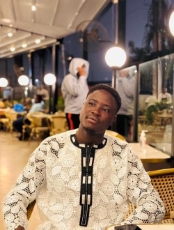 profile picture 0