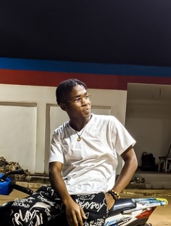 profile picture 0