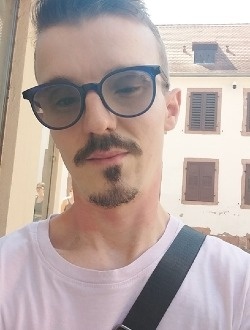 profile picture 0