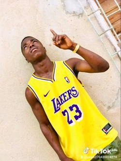 profile picture 0