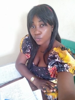 Profil de Andrea Vergara, une femme célibataire de 35 ans à Douala