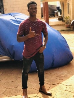 profile picture 0